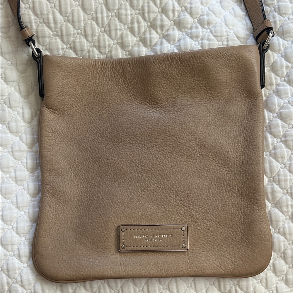 Marc Jacobs Beige Leather Messenger Bag